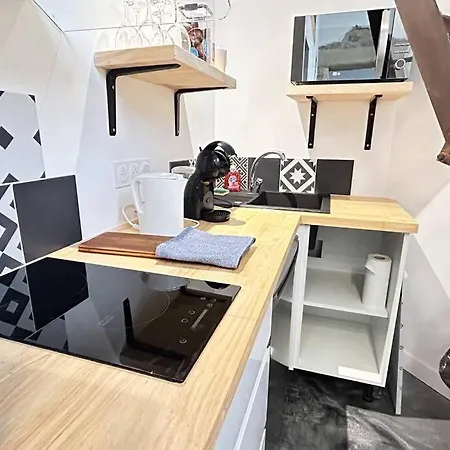 Elegant*epoxy*design&decor Apartment *